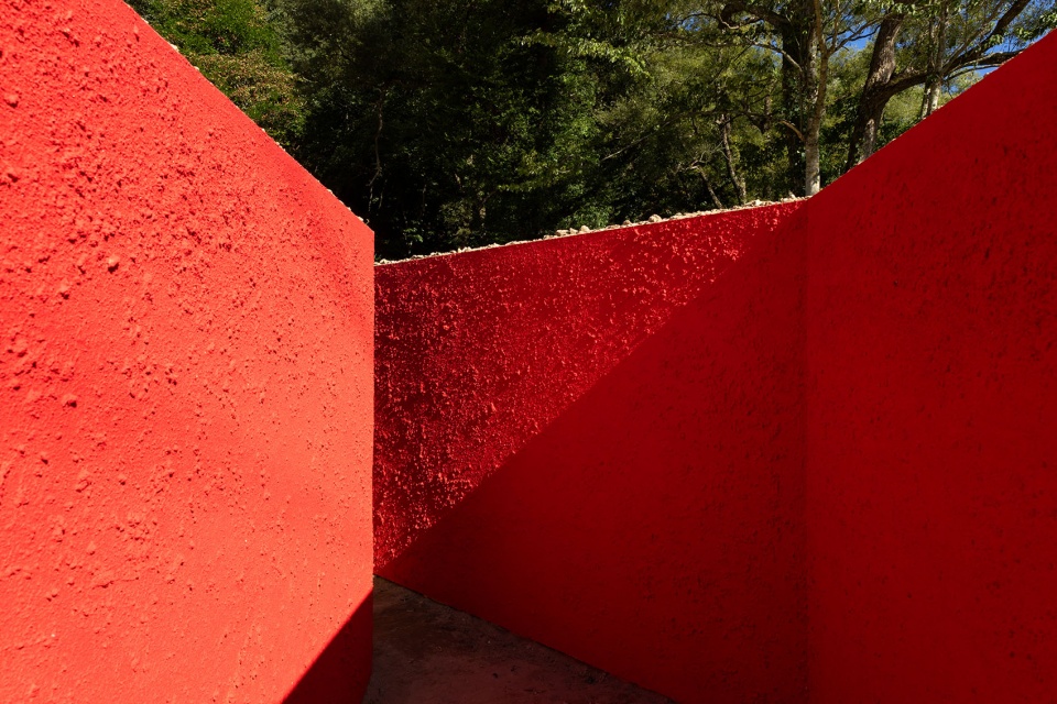 Serpent Lady HAJIME YOSHIDA ARCHITECTURE