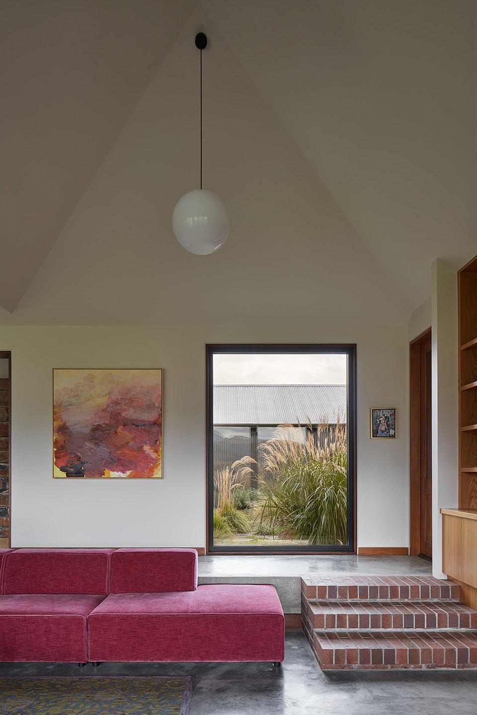 House in the Dry by MRTN Architects