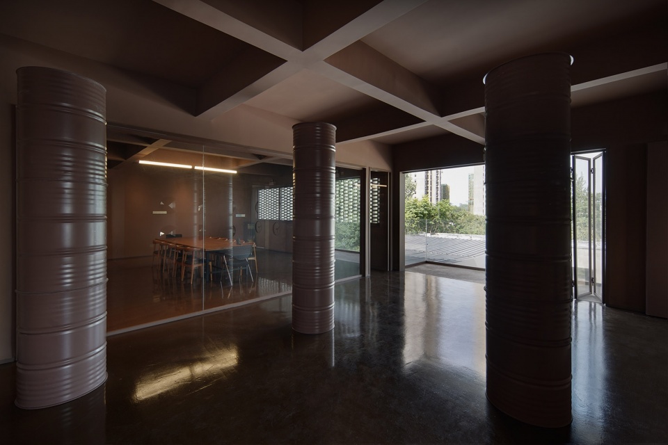 Yuda Petrol Station China by Huizong Design and Research Office