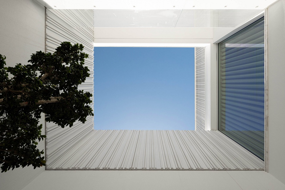 RiscoWhite by Risco Singular