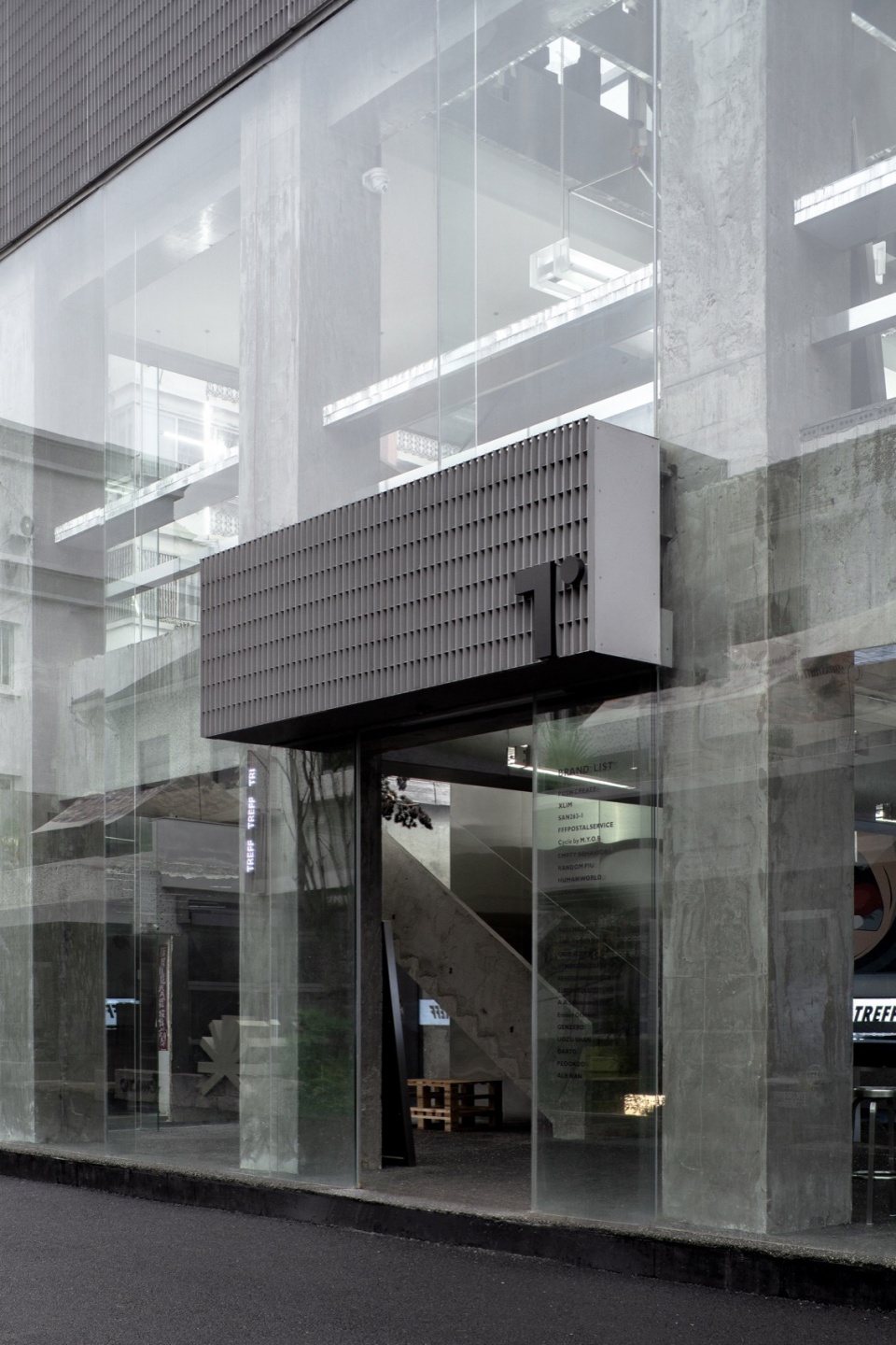 treff shop boutique by oaoa studio