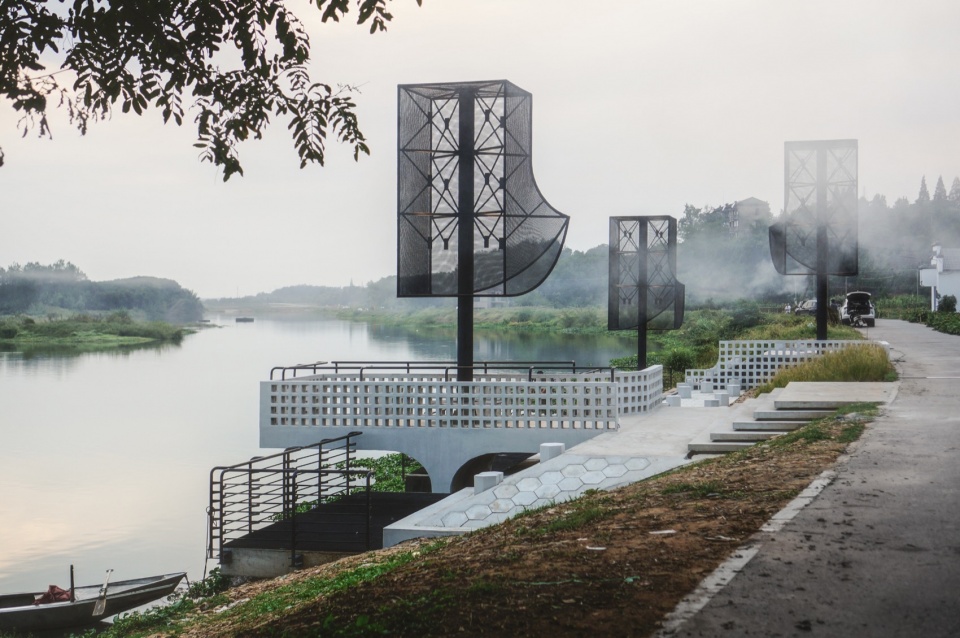 (胡兴) channel revetment in hushigua art eco site
