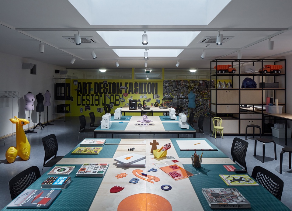 art design fashion moravian gallery
