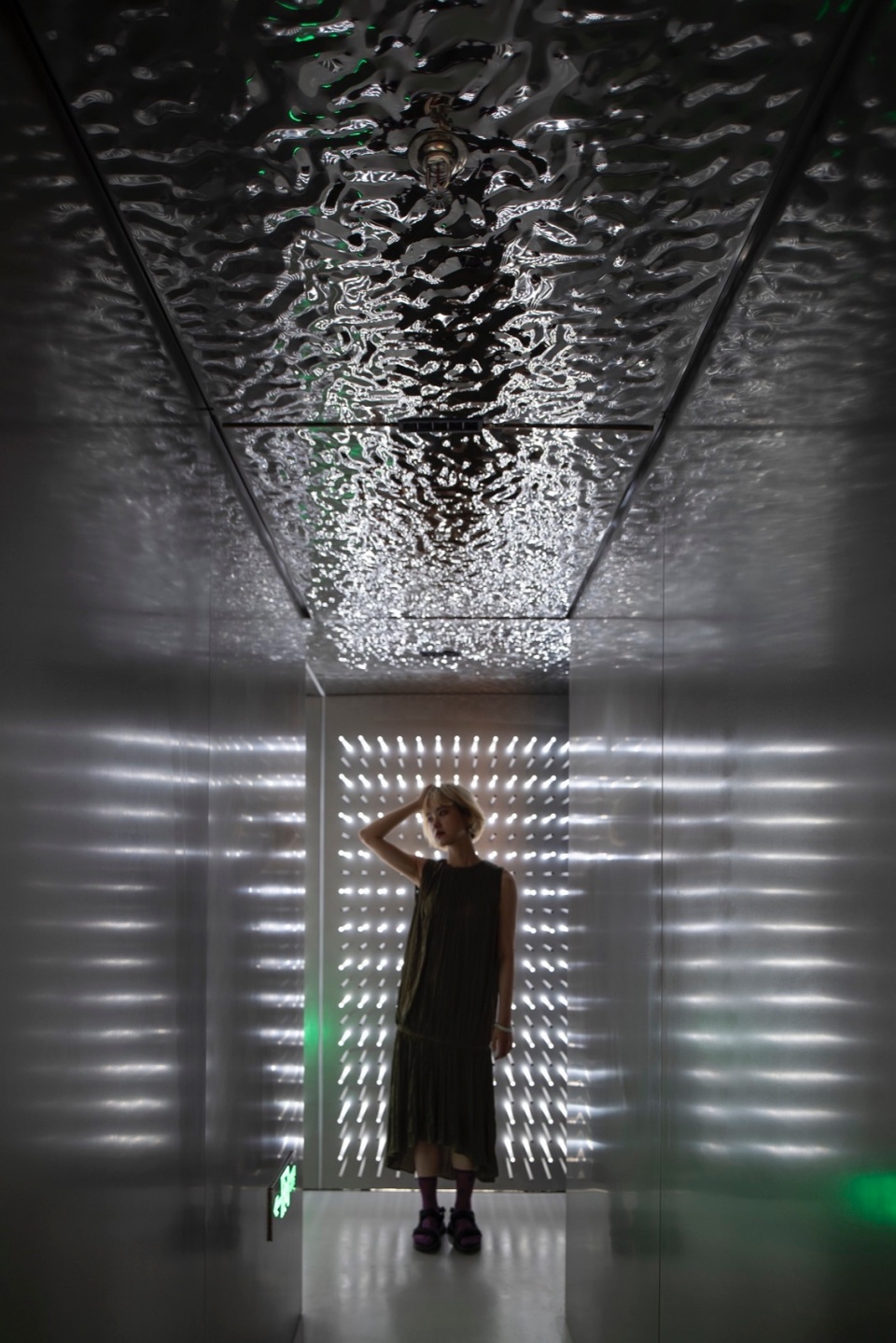 星空隧道 2©宋肖澹 caveau de xtd wine store by monoarchi