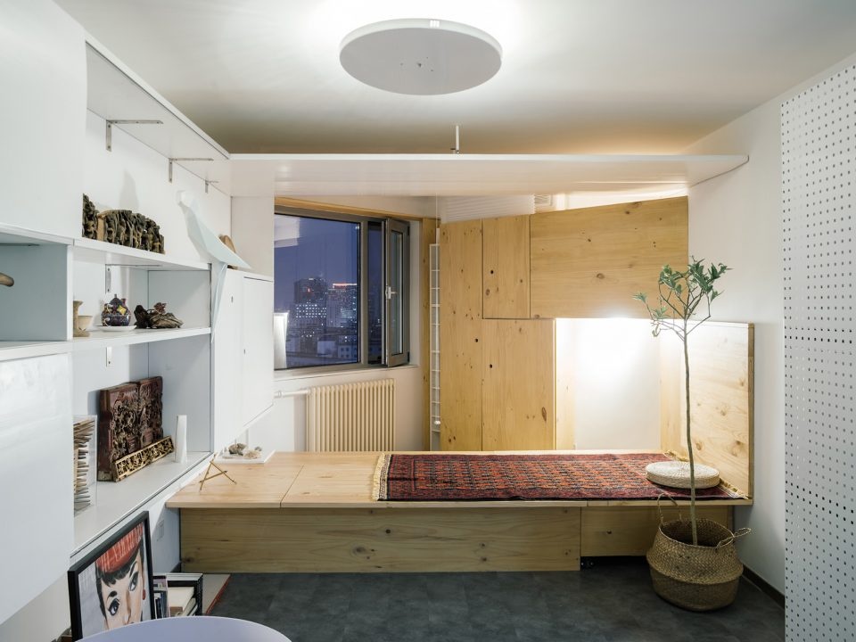 A Museum Home in Huajiadi China by Wang Chong Wonder Architects 960x720