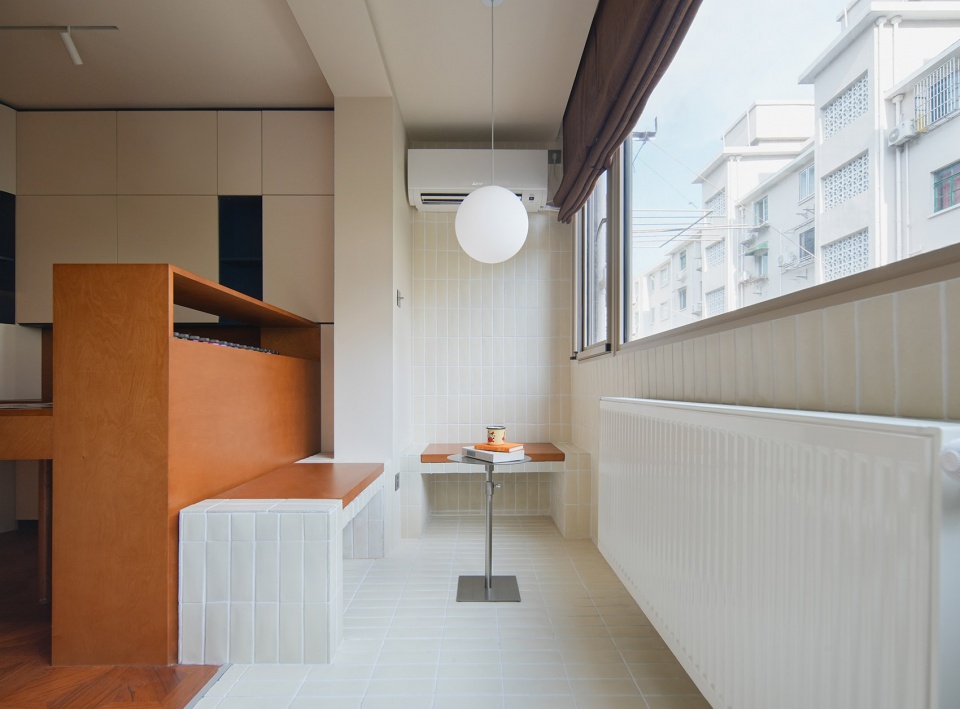 illustrators home of three primary colors by nul architects