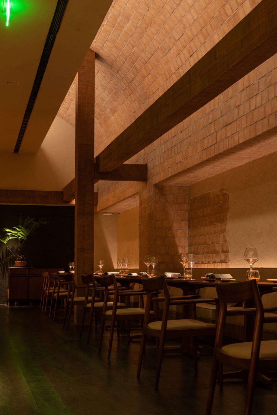 mood provence restaurant by question and answer design