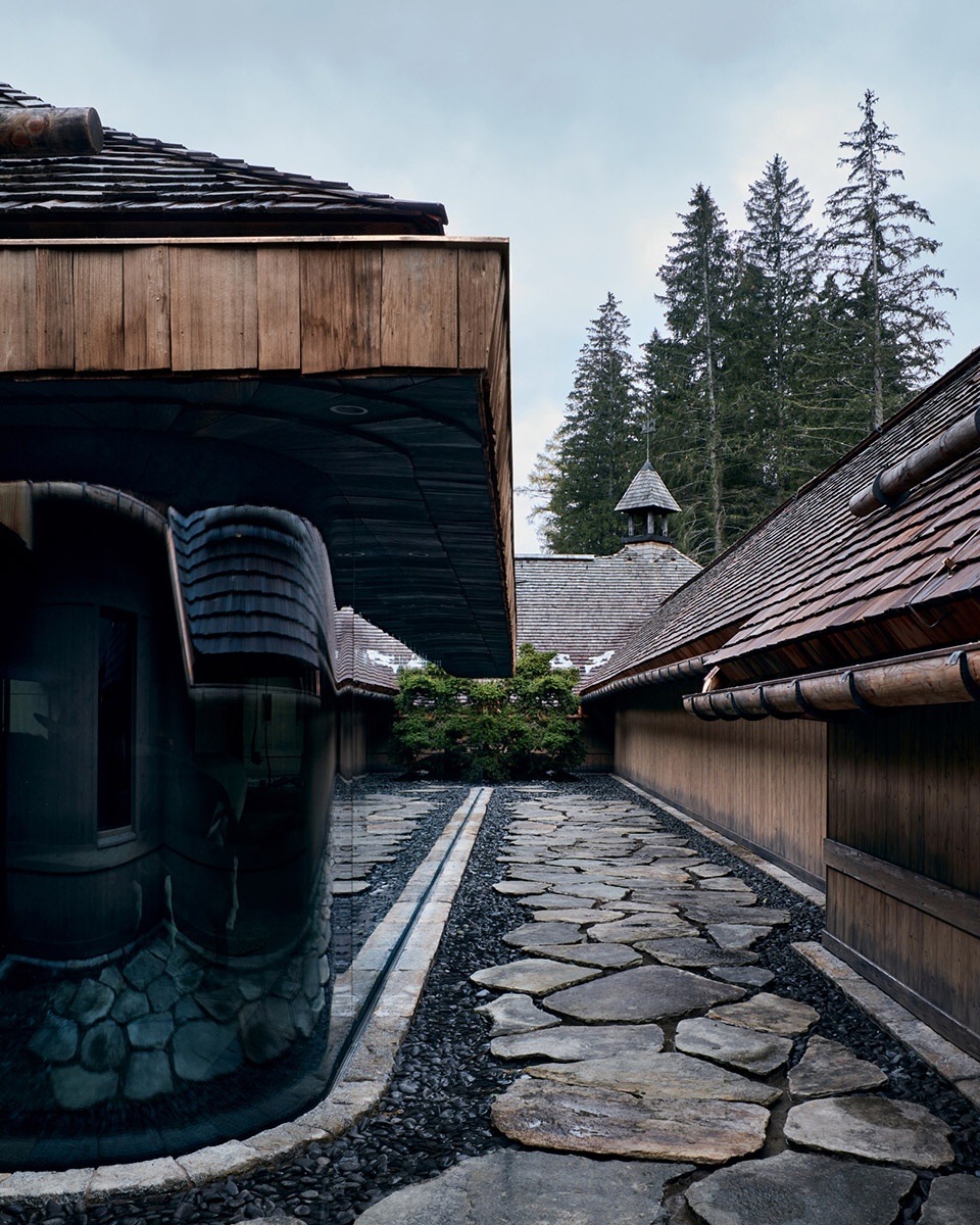 maison de plaisance enigmatic alpines by powerhouse company