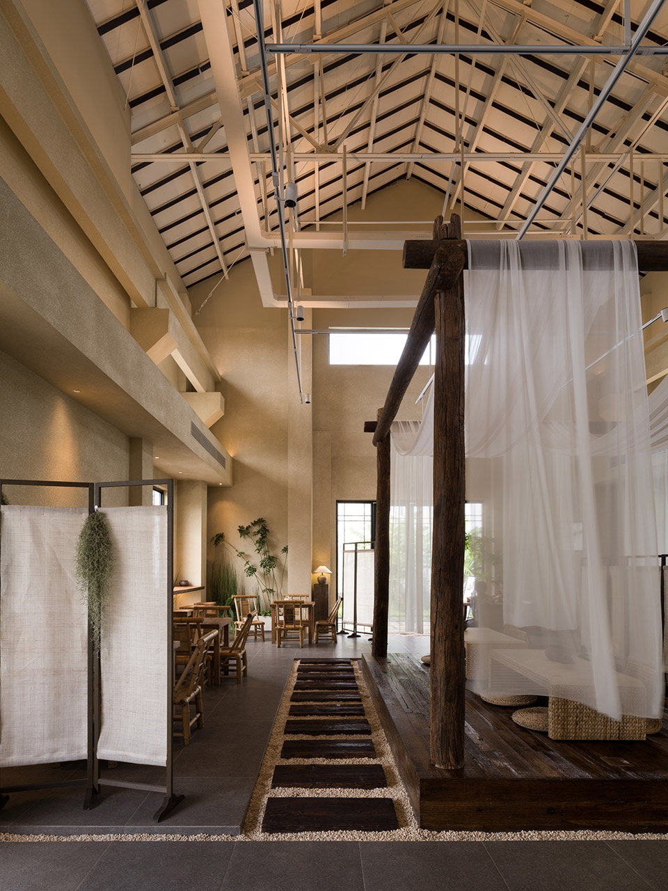 A New Chinese Tea Drinking Space Reconstructed from an Old Plant by Atelier D Y