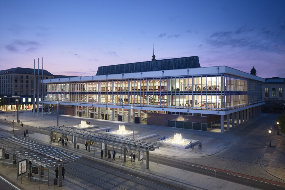 Renovation of Dresden s Kulturpalast by gmp