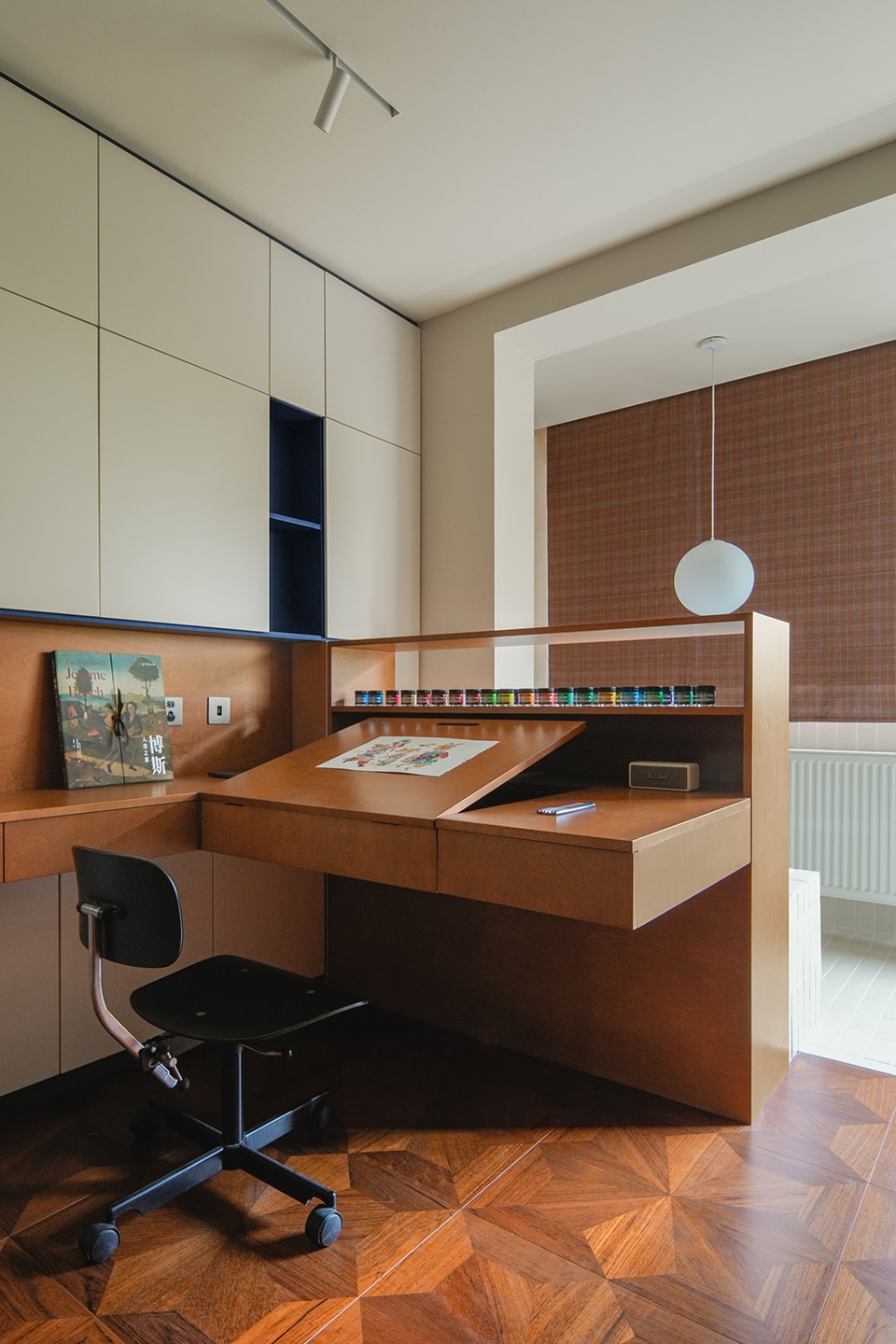 illustrators home of three primary colors by nul architects