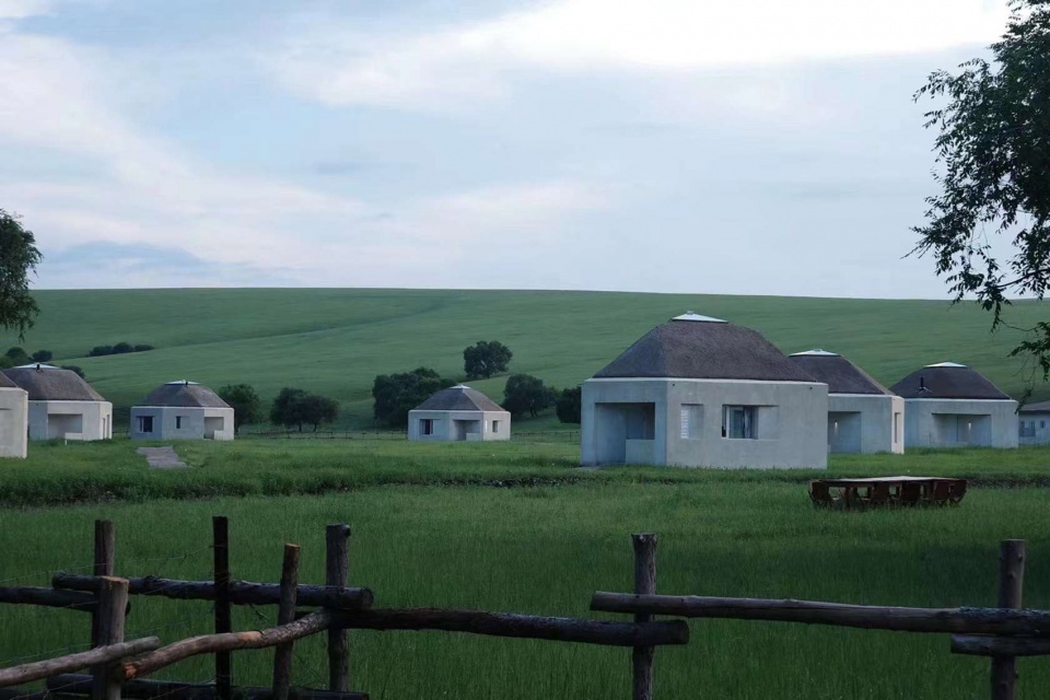 straybirds suji prairie by studio qi