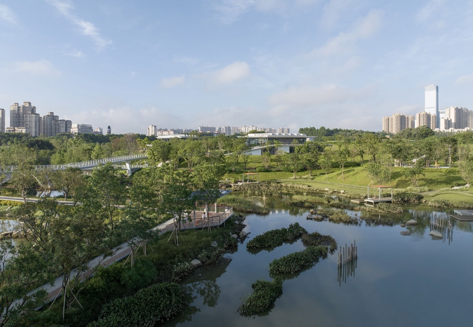 Dongguan Central Park China by HOPE DESIGN