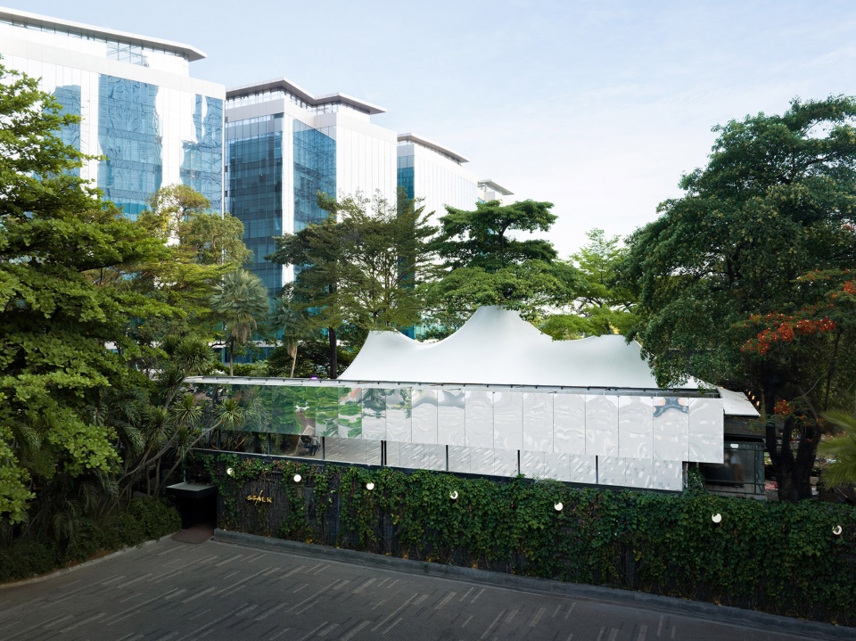 stalk tree hugger bar by radar architects