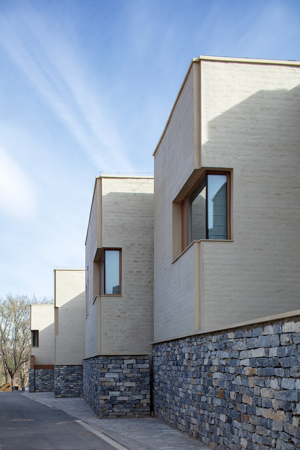 the long circle bb by nomos architects