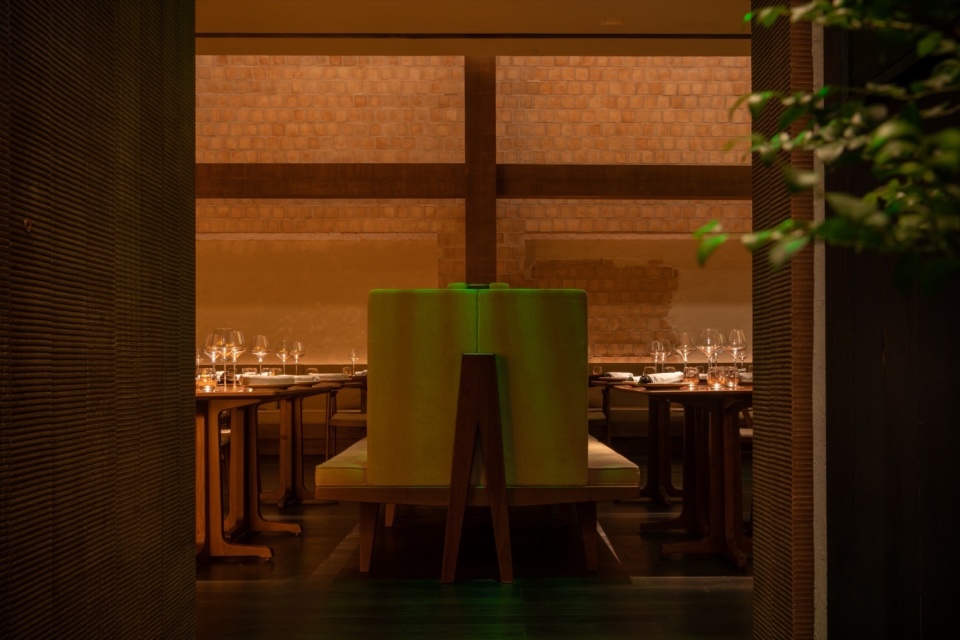 mood provence restaurant by question and answer design