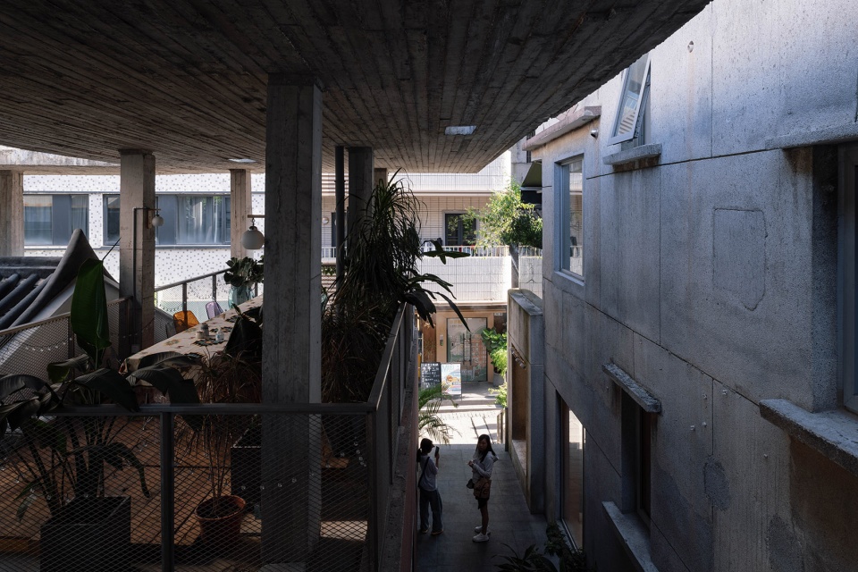 A Hamlet within the urban village China by TAO