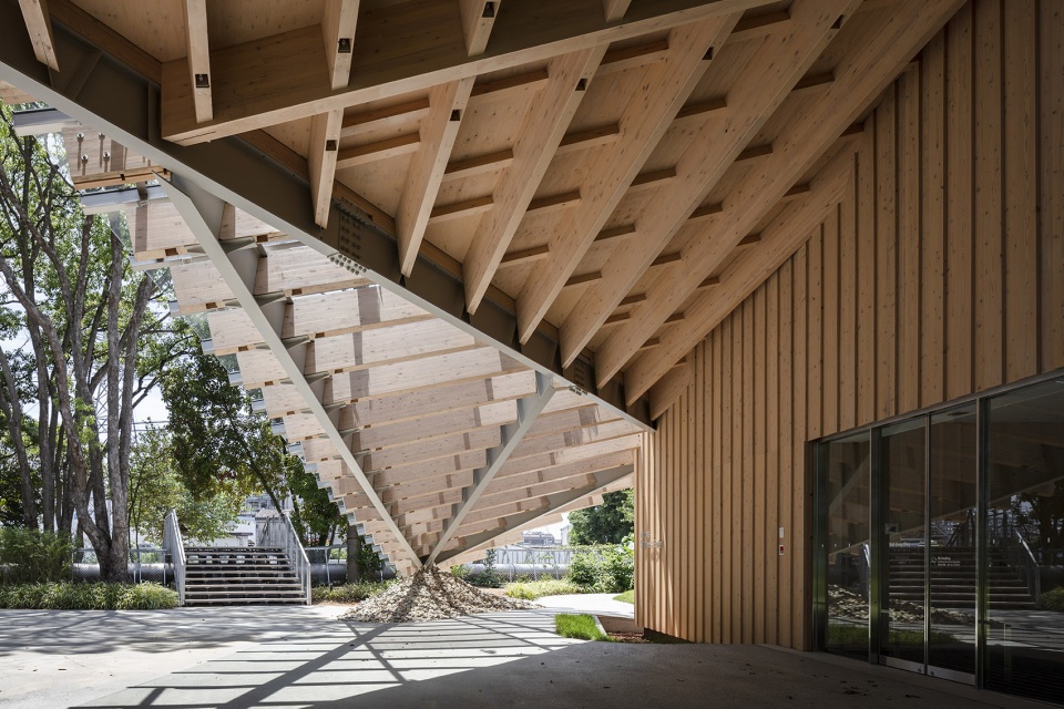 kaneka wellness center by kengo kuma and associates