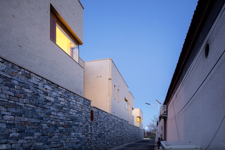 the long circle bb by nomos architects