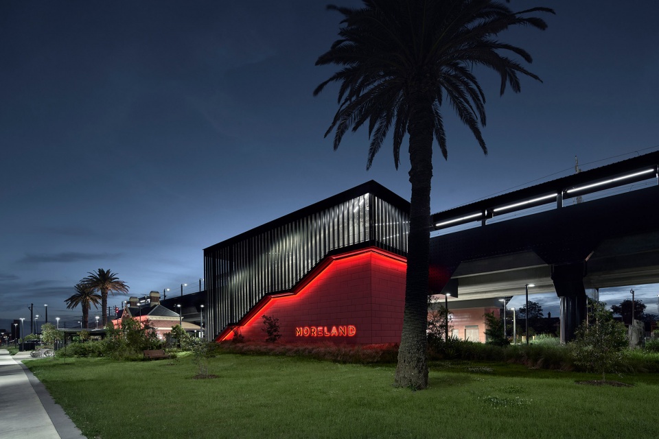coburg and moreland stations by wood marsh architecture