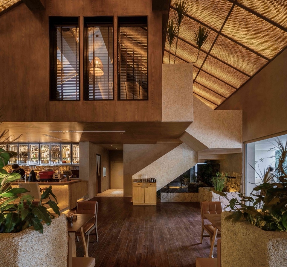 the bond restaurant by daga architects