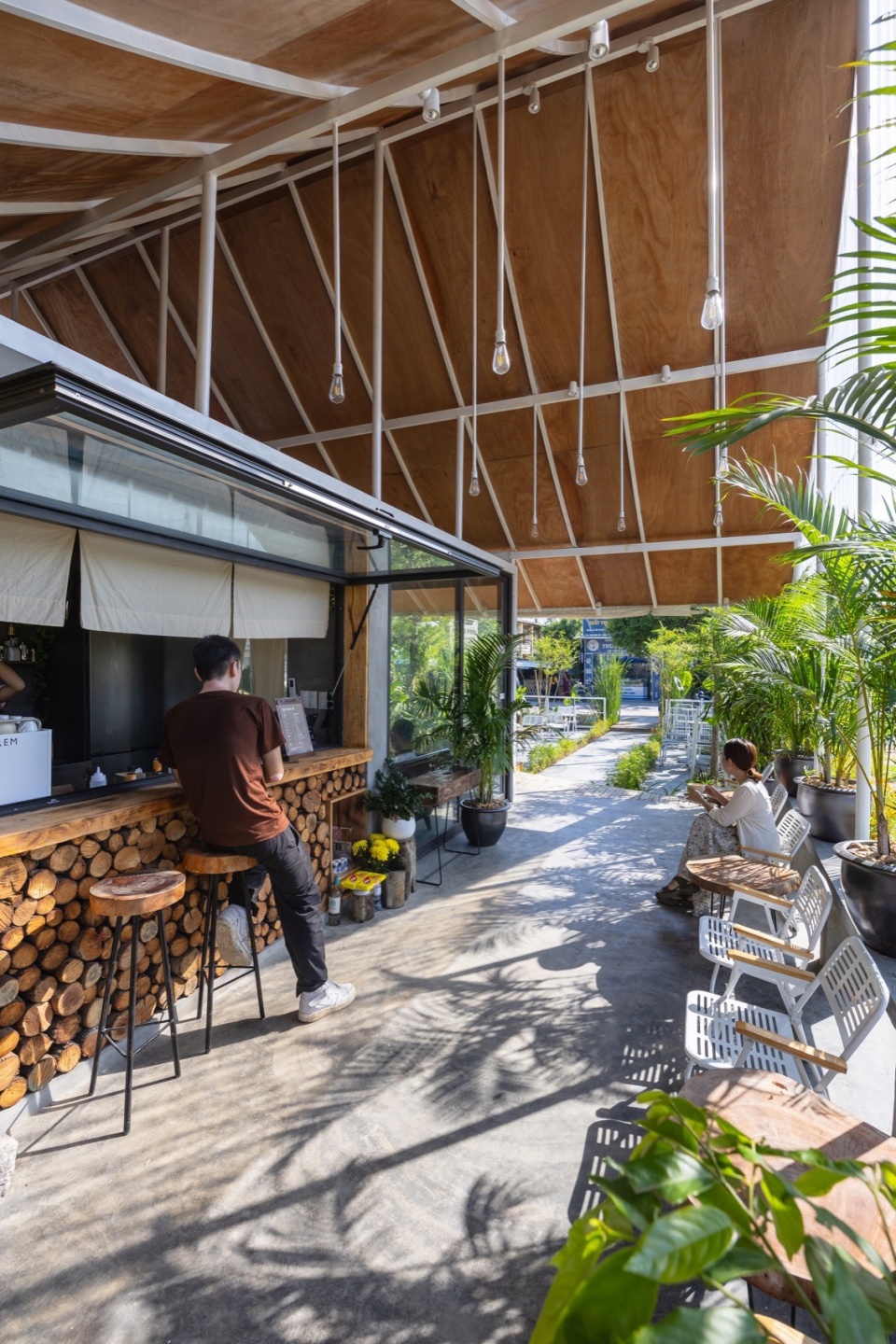 ka coffee by nguyen khac phuoc architects