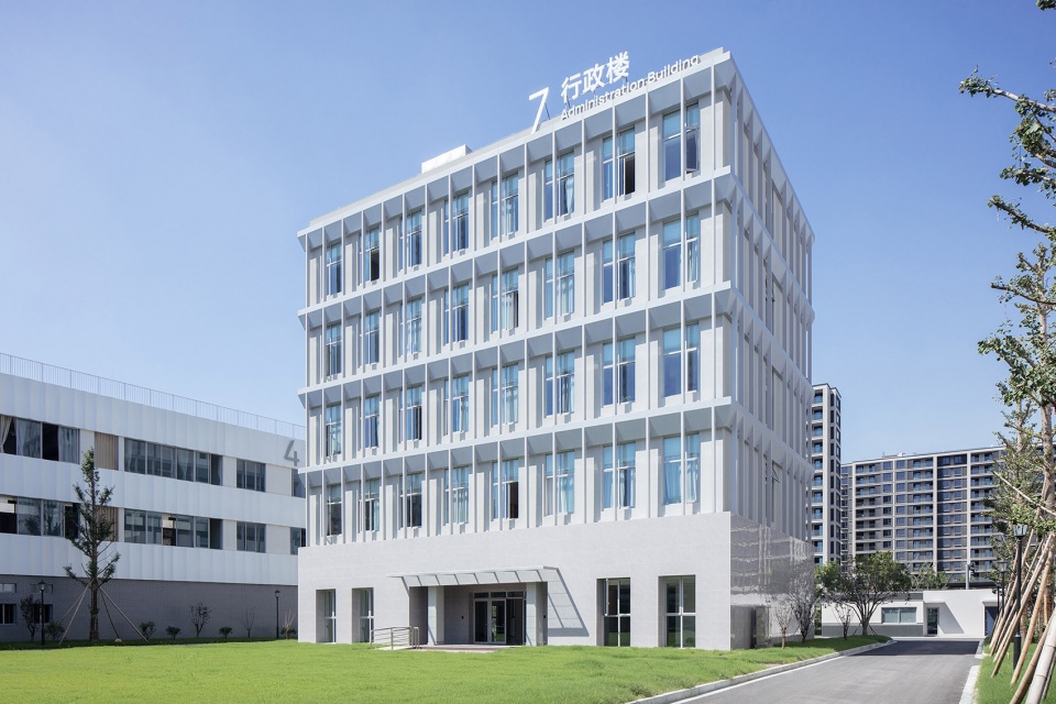 Ningbo Gulin Vocational High School by ARCHIS Design Studio