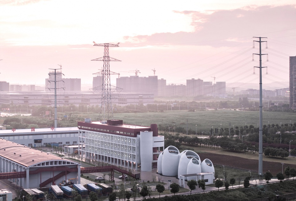 jiangning grain warehouse by azla
