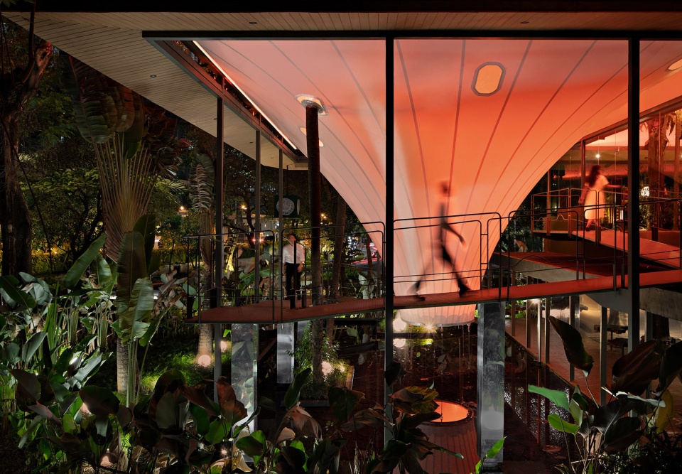 stalk tree hugger bar by radar architects