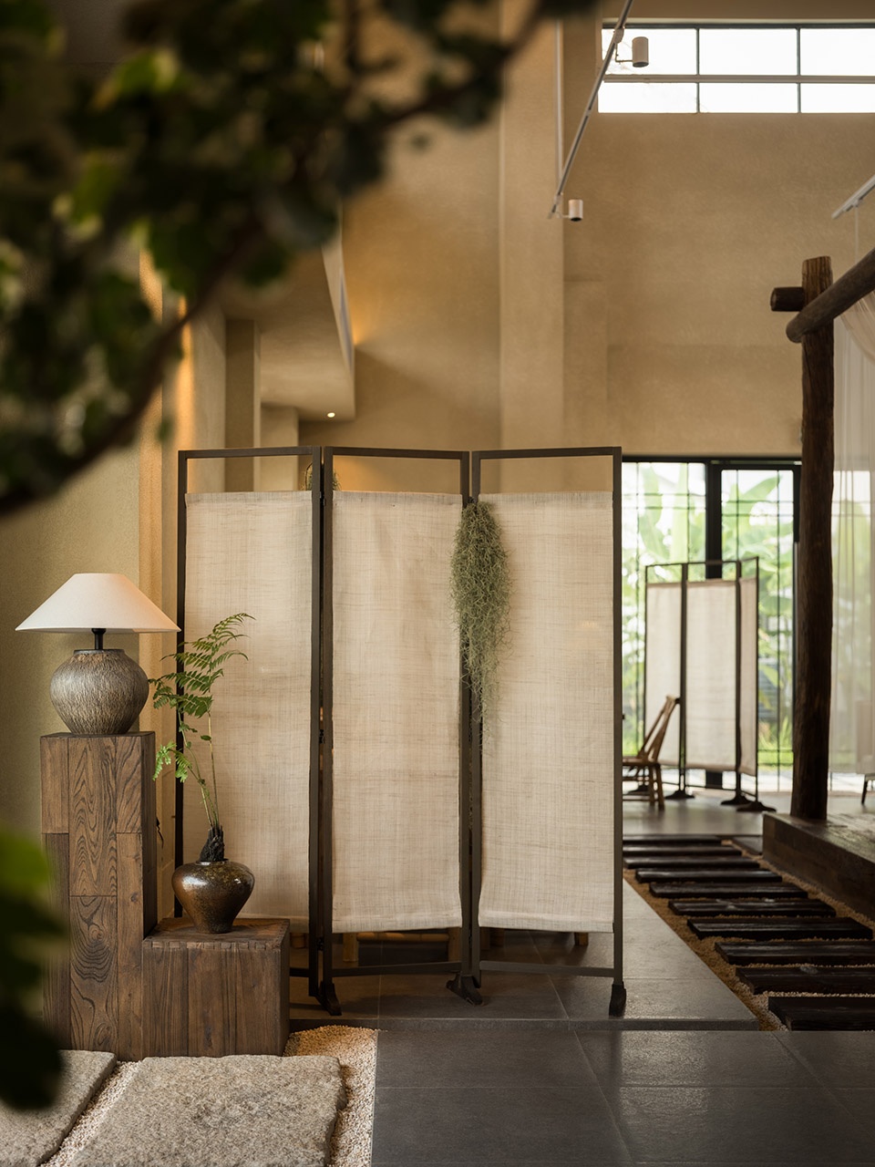 A New Chinese Tea Drinking Space Reconstructed from an Old Plant by Atelier D Y