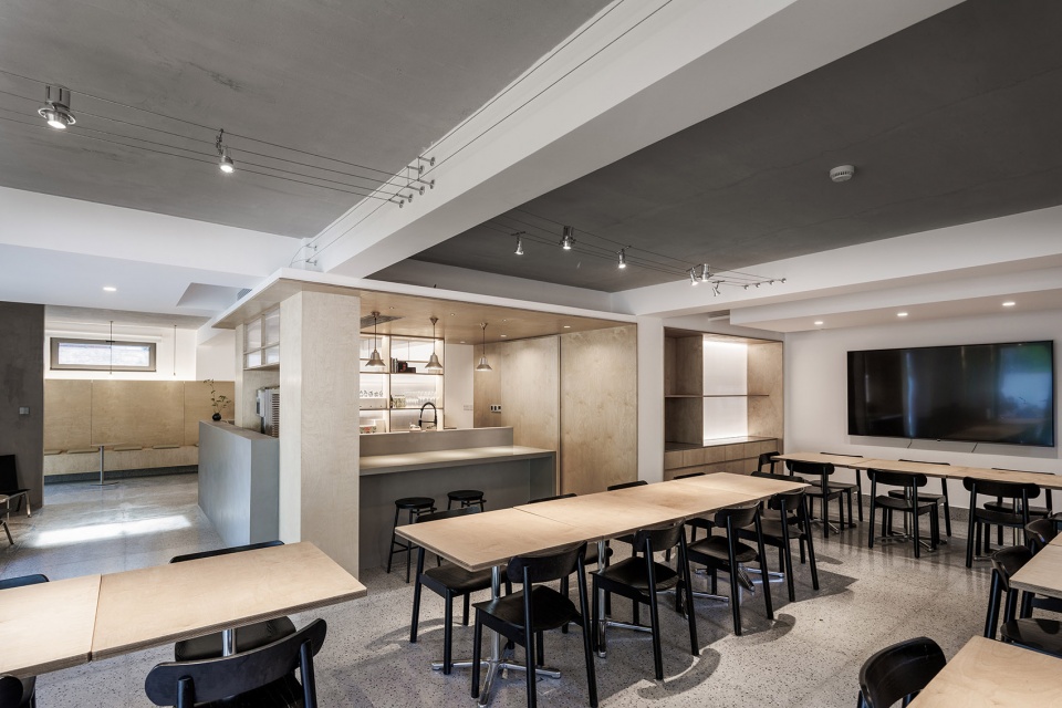 Wander Hotel Renovation Design China by Fon Studio