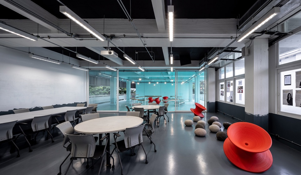 Bangkok University Interior Renovation by Imaginary Objects Hypothesis