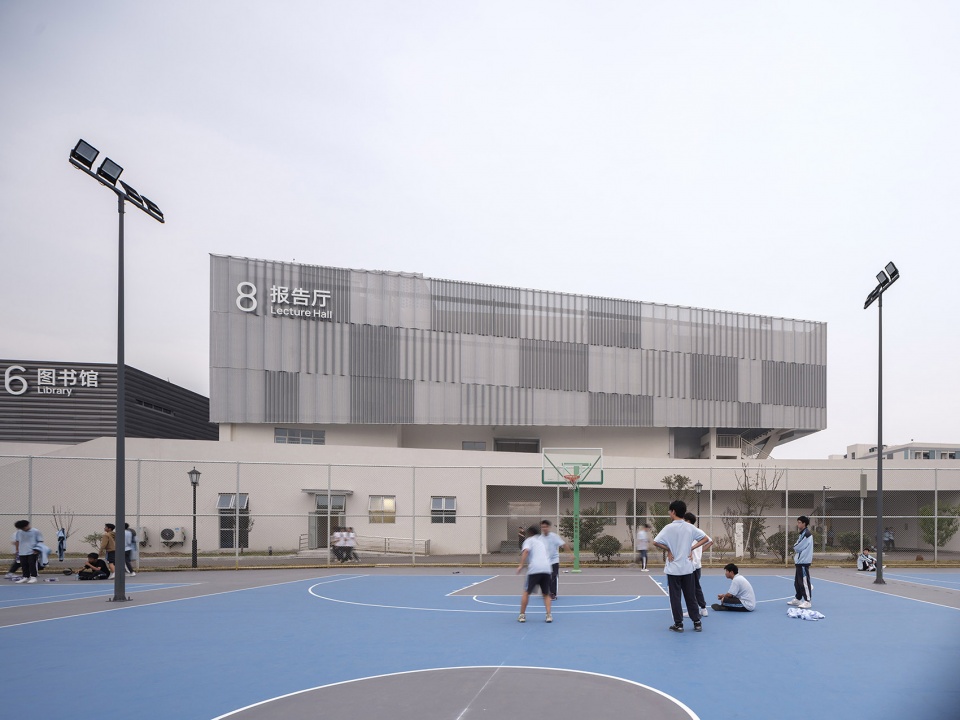 Ningbo Gulin Vocational High School by ARCHIS Design Studio 7di