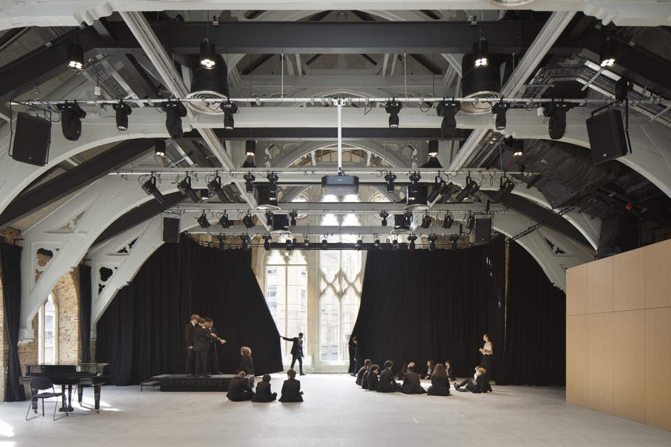 Central Foundation Boys School by Hawkins Brown