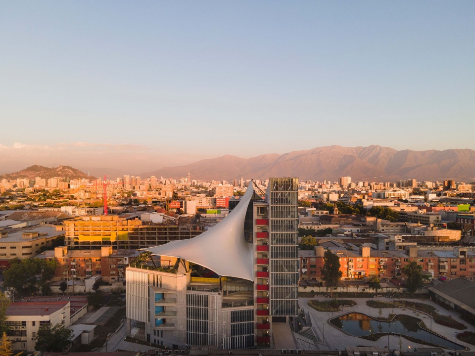 School of Business and Economics FAE Building Marsino Arquitectura