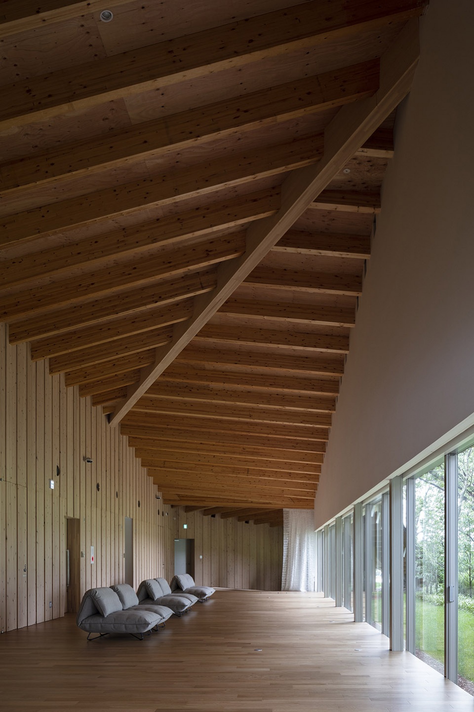 kaneka wellness center by kengo kuma and associates
