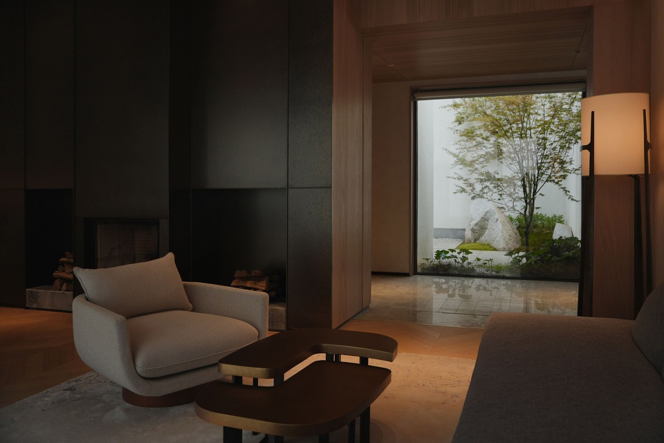 ten yards hotel by city town architects