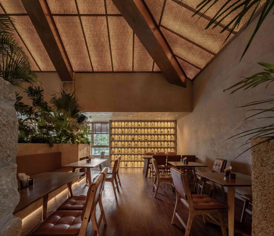 the bond restaurant by daga architects
