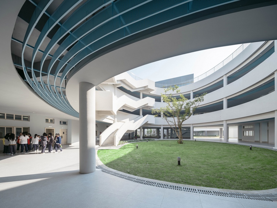 Ningbo Gulin Vocational High School by ARCHIS Design Studio