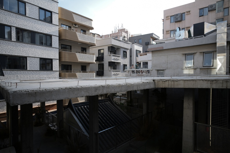 A Hamlet within the urban village China by TAO
