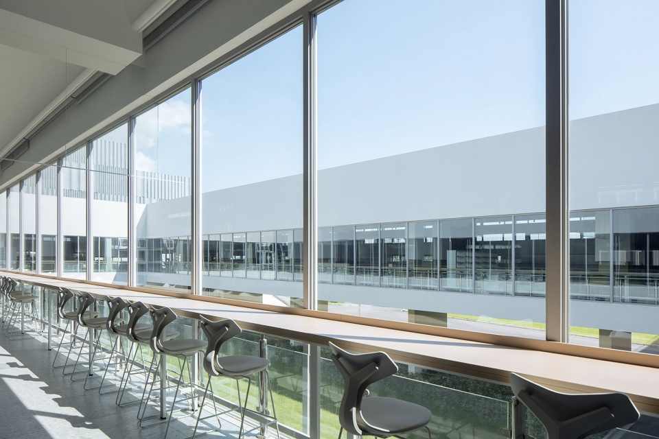 Ningbo Gulin Vocational High School by ARCHIS Design Studio