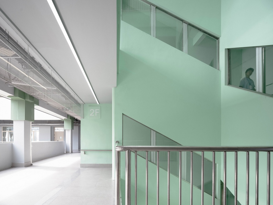 Ningbo Gulin Vocational High School by ARCHIS Design Studio