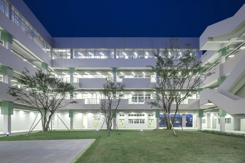 Ningbo Gulin Vocational High School by ARCHIS Design Studio