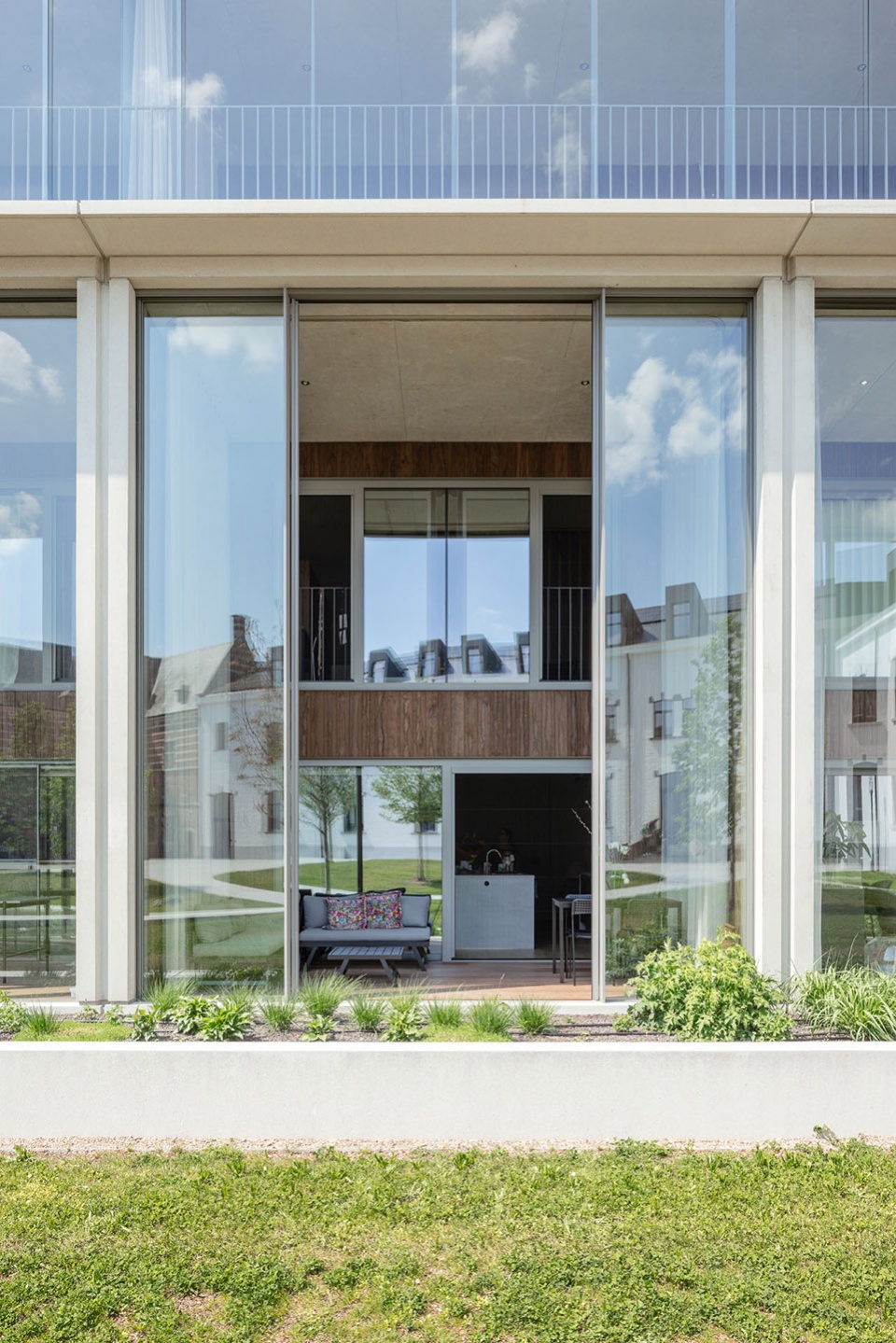 refuga parkvilla by atelier kempe thill