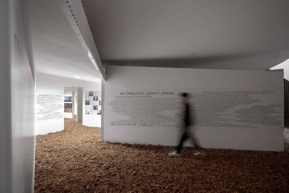 The Ground Hall shows floating Thai text as a world map ©Ketsiree Wongwan