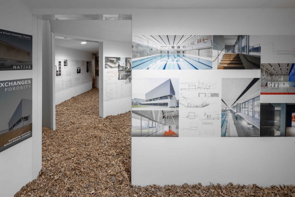 Continuous openings create vivid spatial effects ©Ketsiree Wongwan