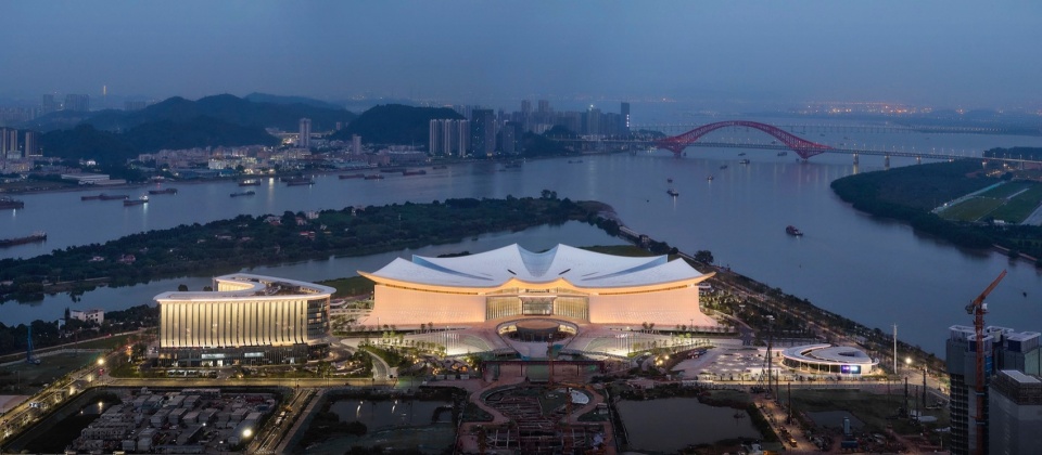 ▲夜色下的南沙国际金融论坛（IFF）永久会址 IFF Convention Center at dusk@章鱼见筑