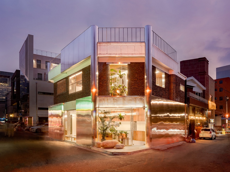 8323 layers of space by sukchulmok studio