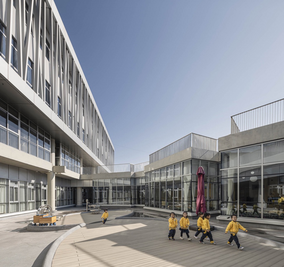 Shaoxing Shangyu First Experimental Kindergarten by 9 Town Design Studio or Urban Architecture