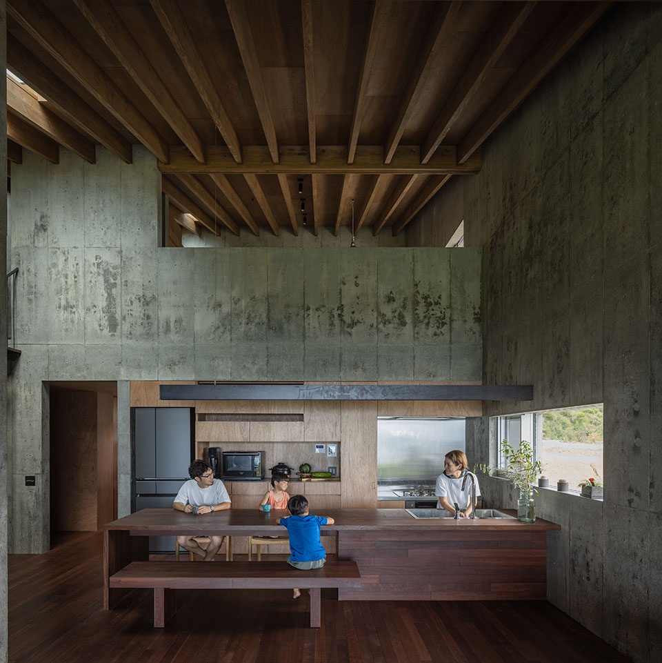 House in toguchi Sakai Architects